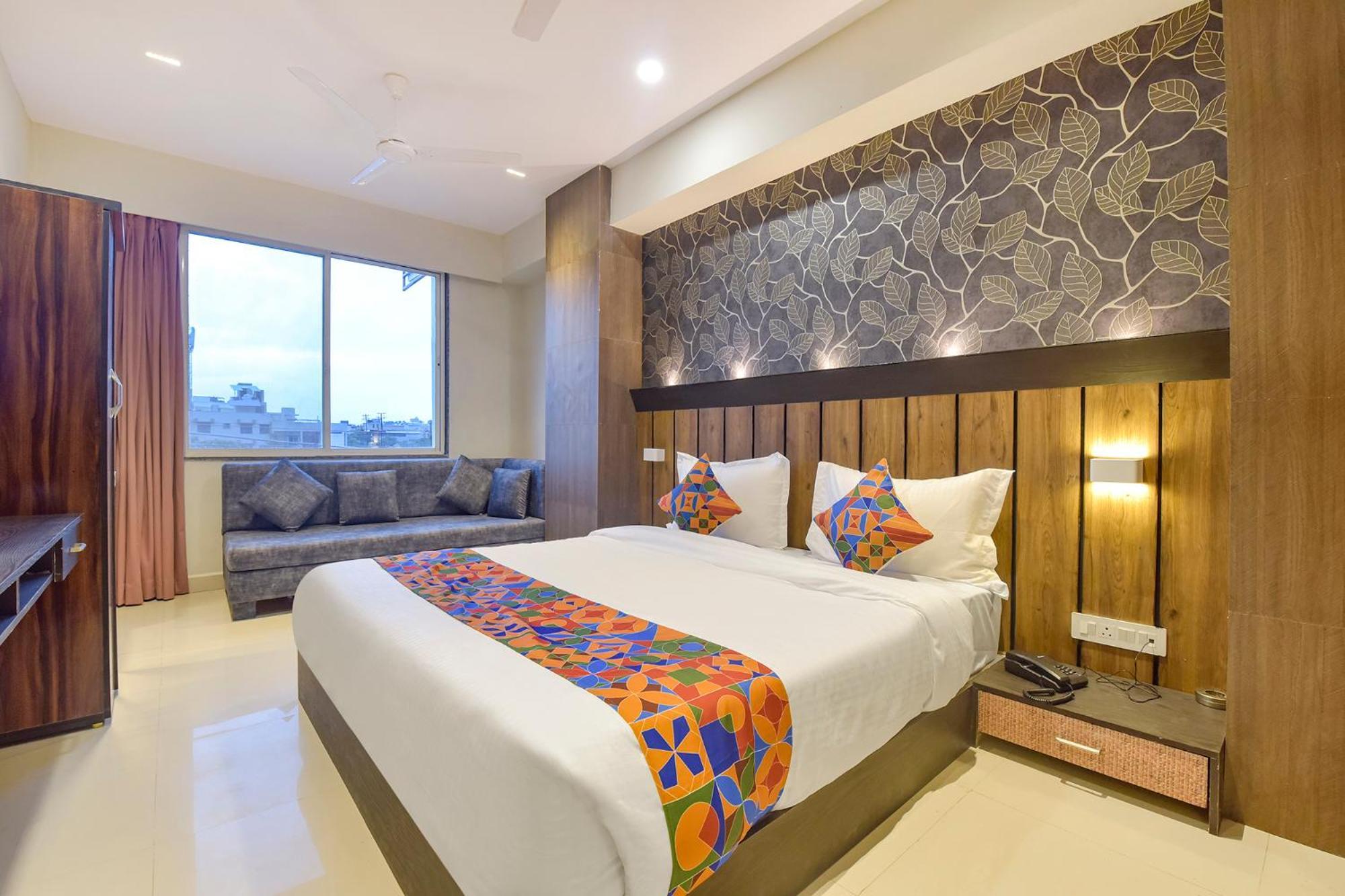 Fabhotel The Max Glory Indore Buitenkant foto