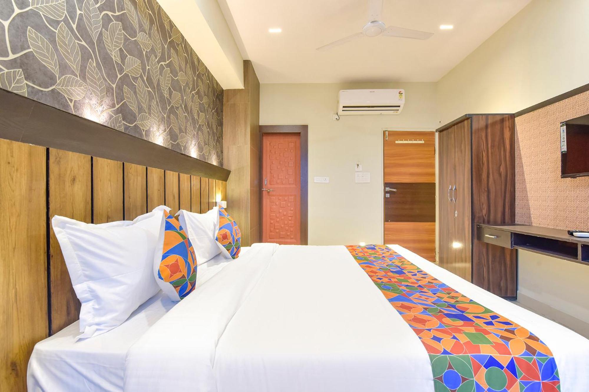 Fabhotel The Max Glory Indore Buitenkant foto