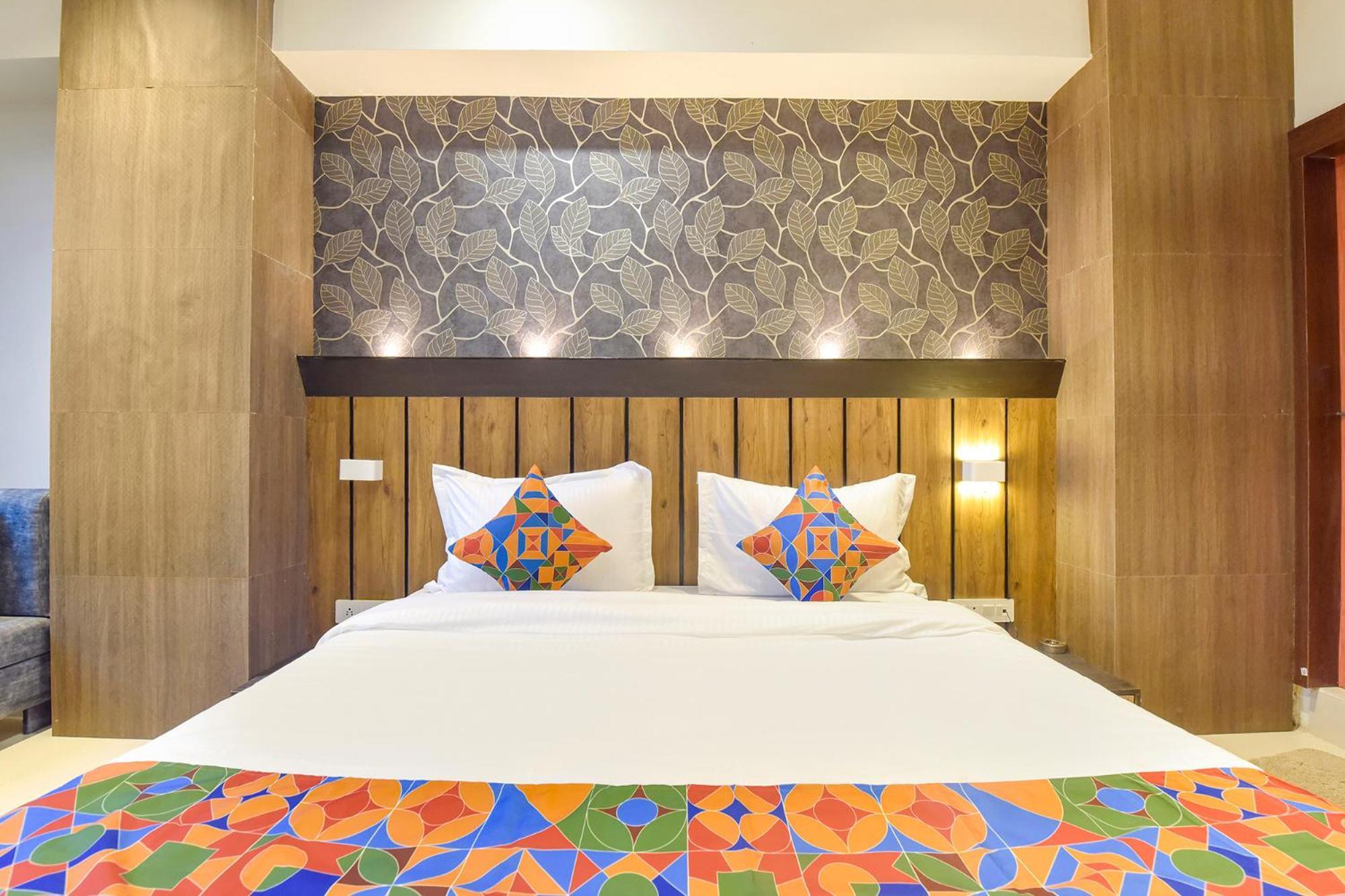 Fabhotel The Max Glory Indore Buitenkant foto