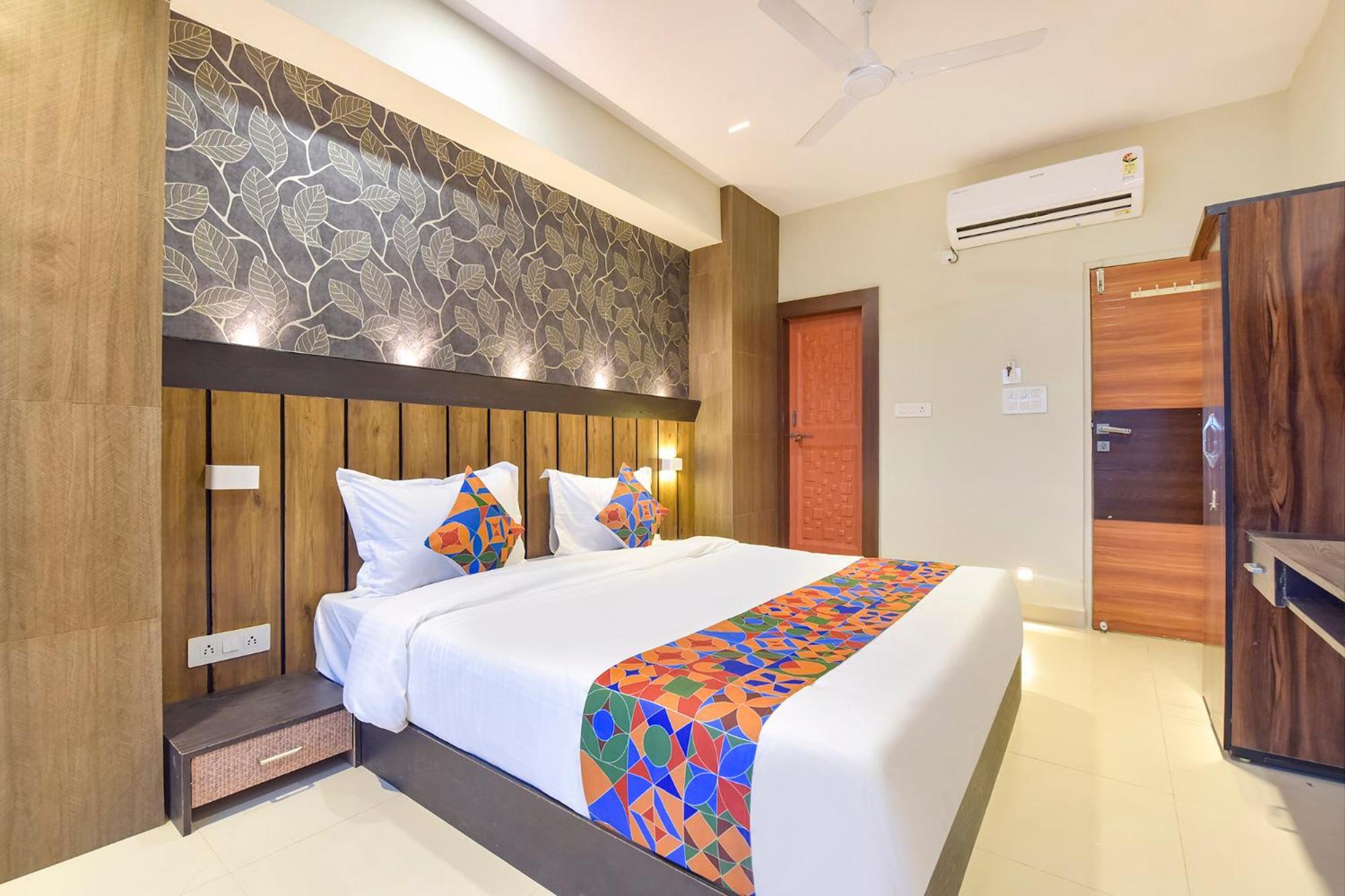 Fabhotel The Max Glory Indore Buitenkant foto