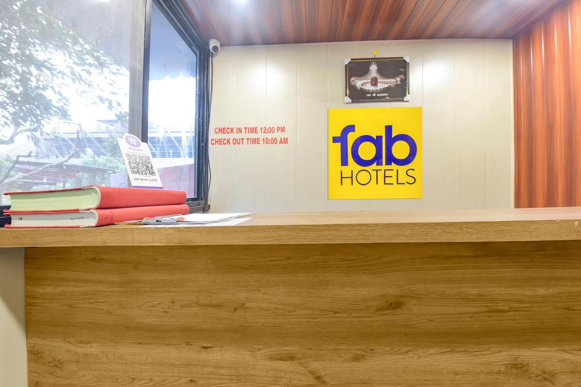Fabhotel The Max Glory Indore Buitenkant foto